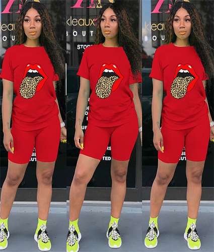 Fashion Tongue Print Short Sleeve T-shirt and Shorts Two-piece Set MA-345