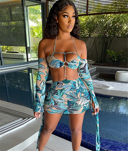 Beach Wear Long Sleeve Halter Cut Out Backless Dress GLS-7025
