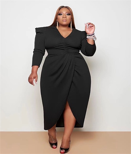 Plus Size V-neck Folds Maxi Dresses WA-77297