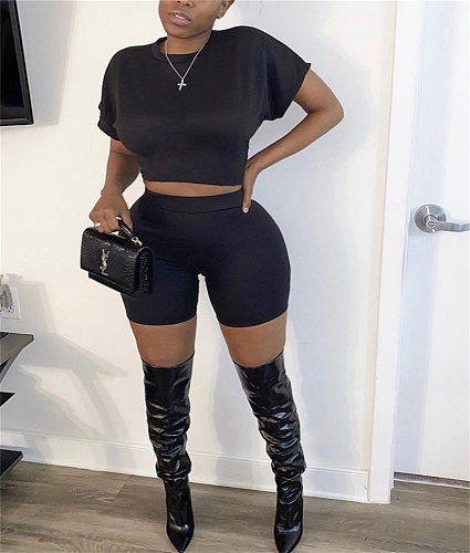 Simple T Shirt Crop Top Biker Shorts Two Piece Set HEJ-21S805