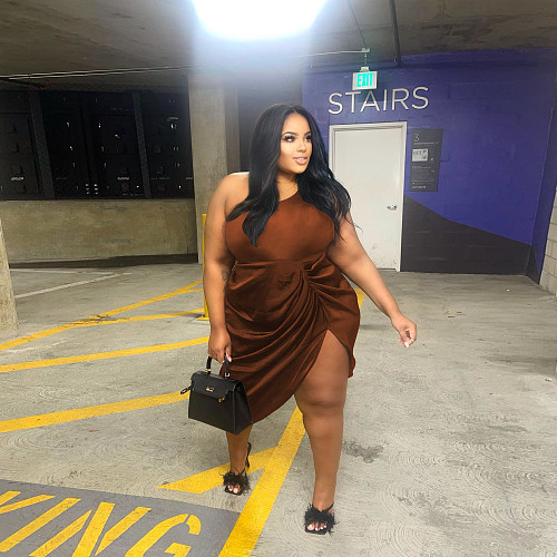 One Shoulder Sleeveless Ruched Plus Size Dresses MOF-8907