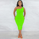 Skew Collar Sleeveless Ruched Bodycon Dresses YNS-1822