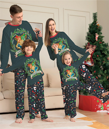 Christmas Pattern Family Pajamas Look 2 Pieces Suit ZY-22-101