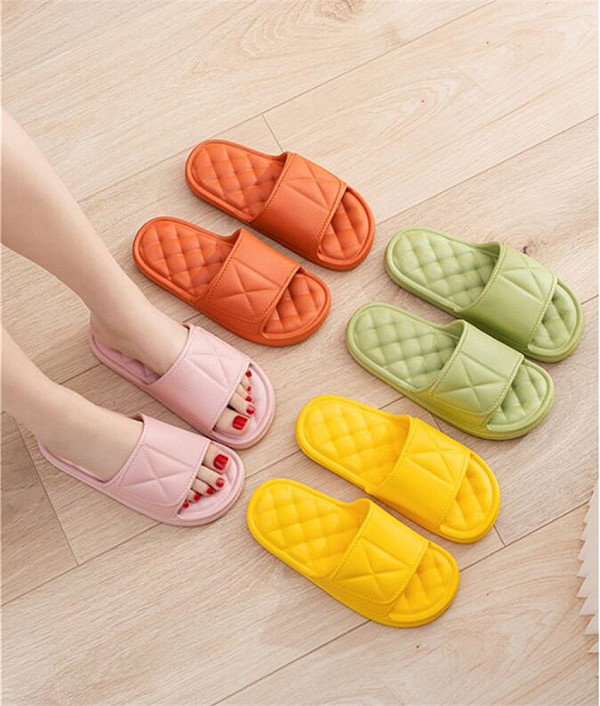 Home Slippers Summer Soft Comfortable Non-slip Flip Flops Bath Slippers Couple Men Women Family Flat Shoes Indoor Hotel Sandals