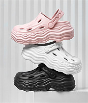 Summer Women Beach Sandals Anti-slip Platform Crocs Clogs Garden Shoes Indoor Outdoor EVA Slippers Rubber Woman Shoes Sandals