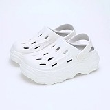 Summer Women Beach Sandals Anti-slip Platform Crocs Clogs Garden Shoes Indoor Outdoor EVA Slippers Rubber Woman Shoes Sandals