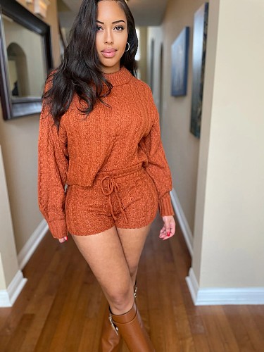 Leisure Women Solid Color Sweater Shorts Two-piece Suits XT-8210