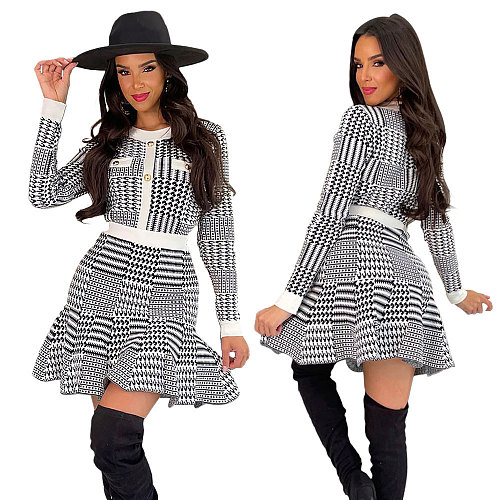 Long Sleeved Slim Fitting Striped Women's Dress YLA-10338