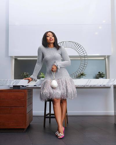2024 Casual Women Long Sleeved Round Neck Tassel Midi Dresses GT-9165