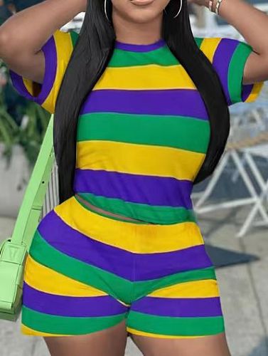 2024 Stylish Prnted Short Sleeve Tops With Shorts 2 Pieces Set RS-B666