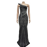 Sexy Women Single Shoulder Hot Drilling Black Long Dresses BY-6818