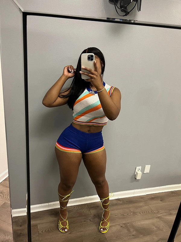 Women Stripes Knitted Vest and High Waist Shorts 2 Pieces Set XT-8168