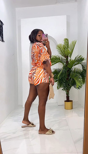 Fashion Printed Women Batwing Sleeve Lace-up Shorts Two Pieces Sets ​NY-10796