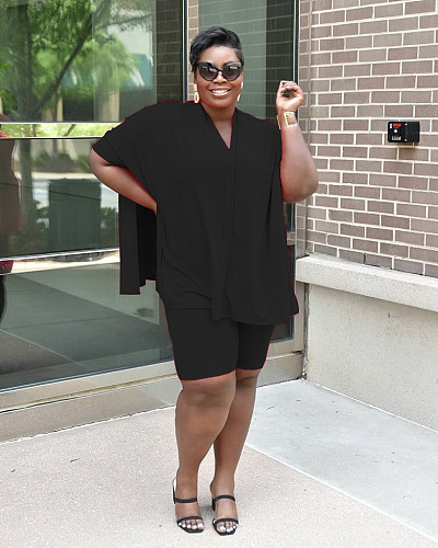 Casual Solid-color Plus-size V-neck Bat-sleeved Split Top Shorts Two-piece Set MAE-2047