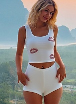 Fashionable Hot Diamond Navel-baring Small Vest Slim Fit Sports Leggings Set