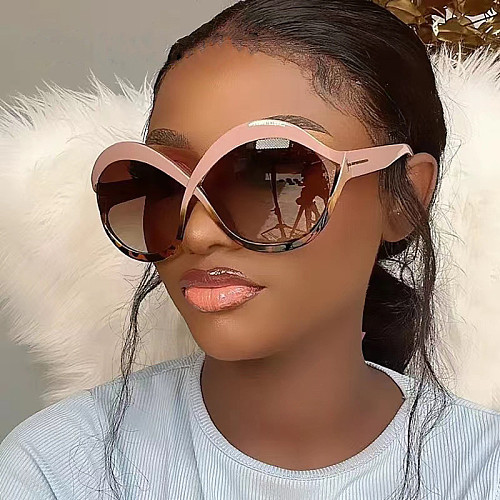 New Super Large Rim Sunglasses Eight-Character round Personalized Sunglasses Men and Women Cross Frame Hollow out Street Shot Glasses