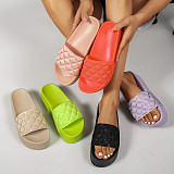 2025 Summer Fashion All-Matching Beach Vacation Thick Bottom Women's Sandal Slippers