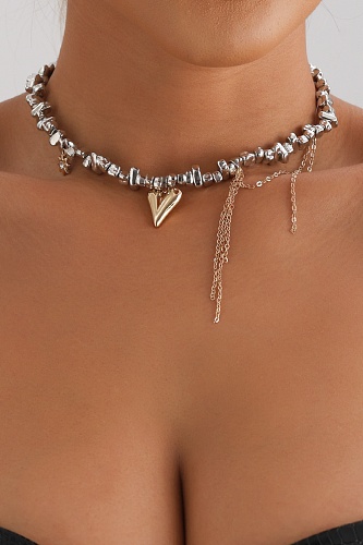 Jewelry Love Tassel Pendant Irregular Beaded Clavicle Chain Metallic Design Fashion Necklace