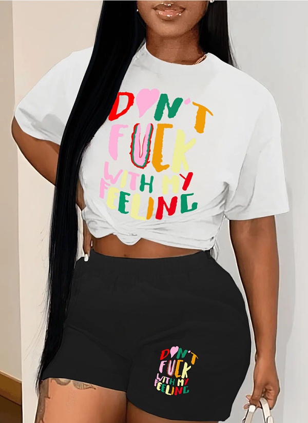 Round Neck Letter Printed Casual T-Shirt Shorts Two-Piece Set Wholesale