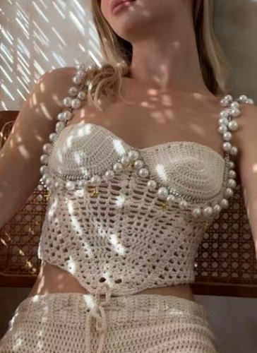 Sexy Solid Color Navel-baring Camisole Beaded Top and Shorts Two-piece Set