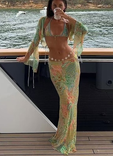 Sexy Halterneck Printed Lace-up Two-piece Bikini Swimsuit Set