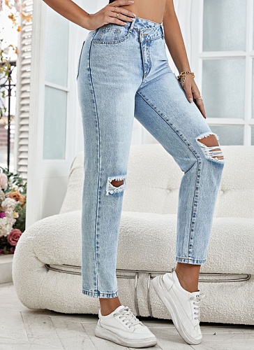Fashionable And Versatile Straight-Leg Ripped Denim Trousers