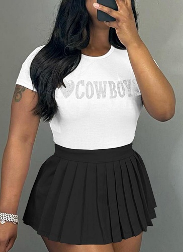 Fashionable Casual O-Neck Top Pleated Skirt Two-Piece Suit