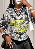 Fashionable Street Print Loose Casual V-Neck T-Shirt