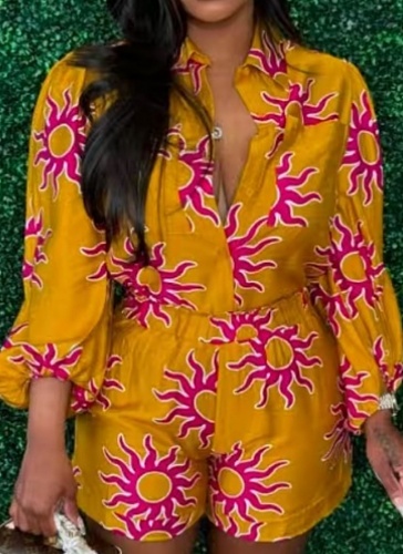 Fashionable Printed Loose Casual Beach Sun Protection Shirt Shorts Two-Piece Set