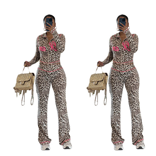 Fashion Full-Print Leopard Print Five-Stripe Cardigan Two-Piece Set YD-8826