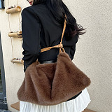 Stylish and Versatile Fuzzy Crossbody Bag HES-2538