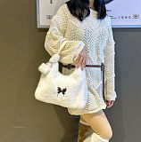 2025 New Versatile Large Capacity Tote Plush Shoulder Bag