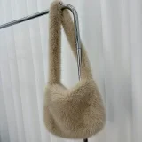 New Large-capacity Versatile Plush Tote/Shoulder Bag