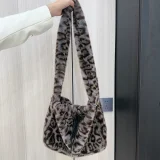 2025 New Fashionable and Stylish Large Capacity Fleece Tote Underarm Bag HES-2300