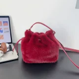 Autumn/Winter Vintage Style Plush Faux Mink Fur High-End Crossbody Bucket Bag RS-80825