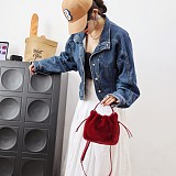 Autumn/Winter Vintage Style Plush Faux Mink Fur High-End Crossbody Bucket Bag RS-80825