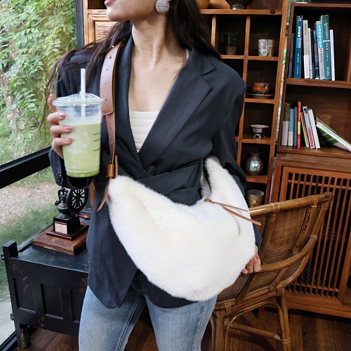 New Faux Mink Fur Large Capacity Crossbody Dumpling Crescent Bag RS-5806