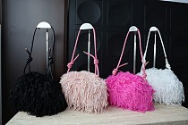New Plush Feather Cloud-patterned Underarm Clutch Bag RS-2336 New Plush Feather Cloud-patterned Underarm Clutch Bag RS-2336