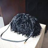 New Plush Feather Cloud-patterned Underarm Clutch Bag RS-2336