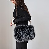 2025 Autumn/Winter New Collection Plush Clutch/Crossbody Bag RS-0010