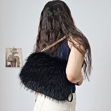 2025 Autumn/Winter New Collection Plush Clutch/Crossbody Bag RS-0010