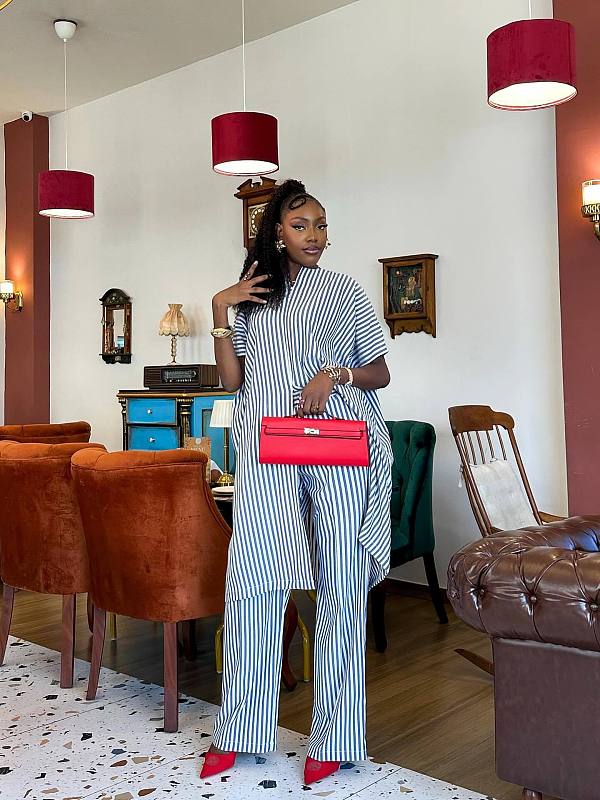 Stylish Casual Striped Shirt and High-waisted Wide-leg Pants Two-piece Set QZ-7231