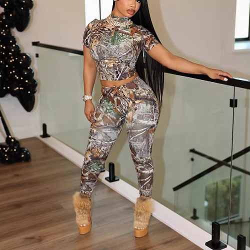 2026 Fashionable Slim Fit Leaf Print High Neck Short-Sleeve Trouser Set RS-2646