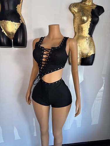Stylish Tie-Front Sexy Crop Top With Asymmetrical Sleeveless Design and Matching Shorts FC-1429