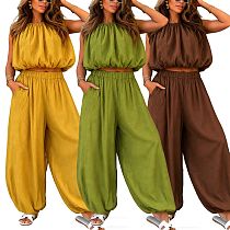Casual Halter-Neck Sleeveless Textured Crop Top & Balloon Pants Two-Piece Set HANI-YY043
