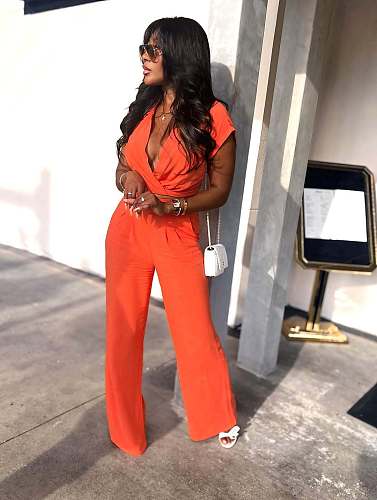 Sexy V-Neck Sleeveless Slim-Fit Crop Top & Pants Two-Piece Set QZ-9120