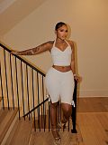 Sexy V-Neck Halter Crop Top and Three-Quarter Pants Set XS-25L1878