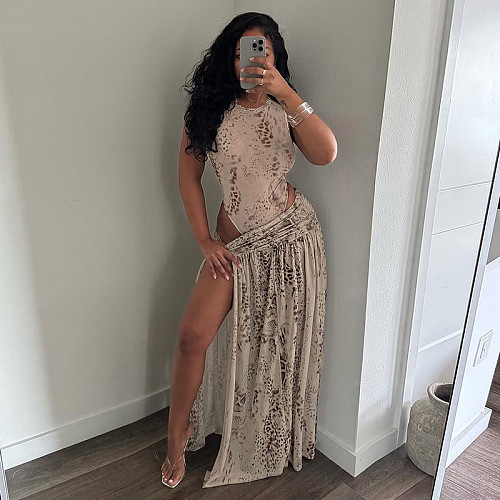 Sexy & Stylish Printed Bodysuit and Side-Slit Maxi Skirt Set