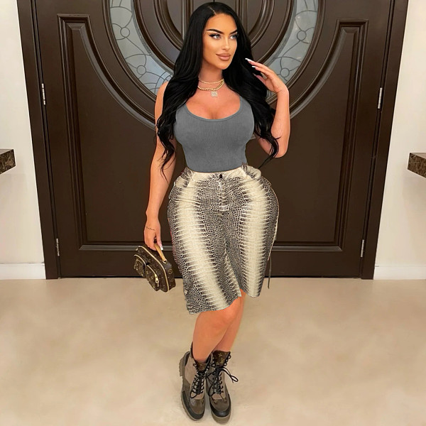 Straight Cut Snakeskin Print Half-length Shorts XINH-M80803