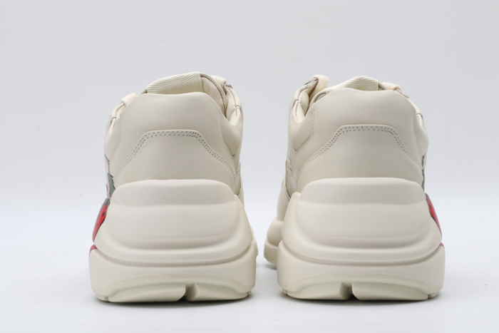 G*cci Sneaker